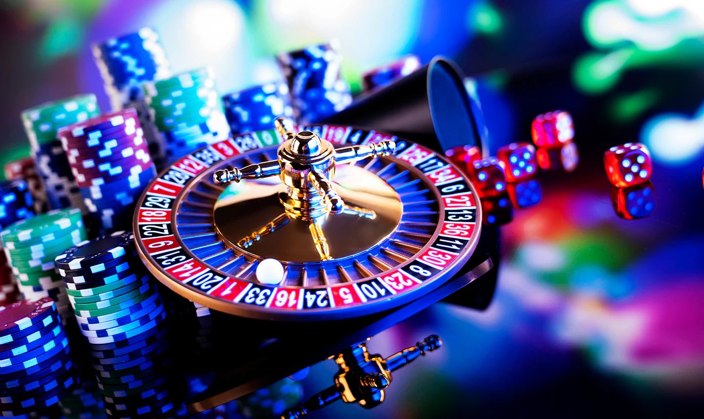 E-wallet options: mobile banking, local payment, online payment available on sctvpoker Payment method selection showing DANA, OVO, GoPay icons